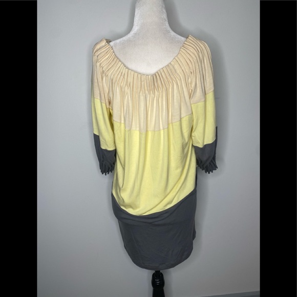 BCBGMAXAZRIA Color Block Tunic Size Small - Picture 2 of 8